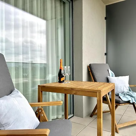 Real Living By Refa Balcony Retreat 91 Apartment Prague
