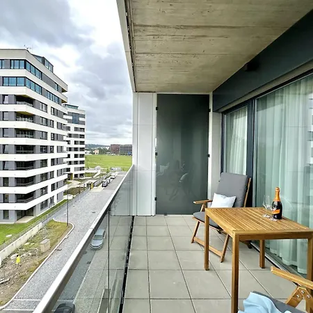 Real Living By Refa Balcony Retreat 91