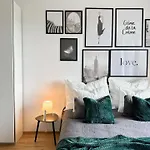 Apartamento Real Living By Refa Balcony Retreat 91 Praga
